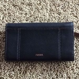Fossil Black Wallet NWOT
